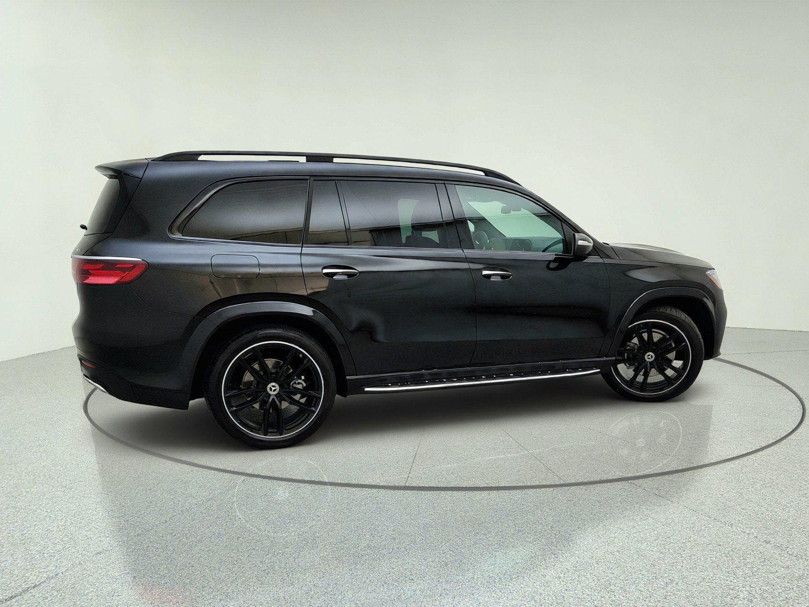 Certified 2026 Mercedes-Benz GLS 450 4MATIC w/ AMG Line Exterior image 14