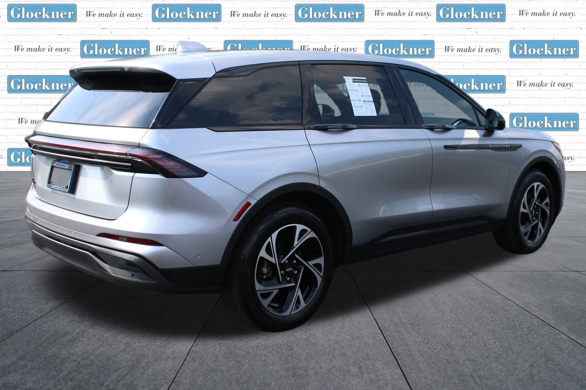 Used 2024 Lincoln Nautilus Premier w/ Equipment Group 102A AWD/4WD image 6