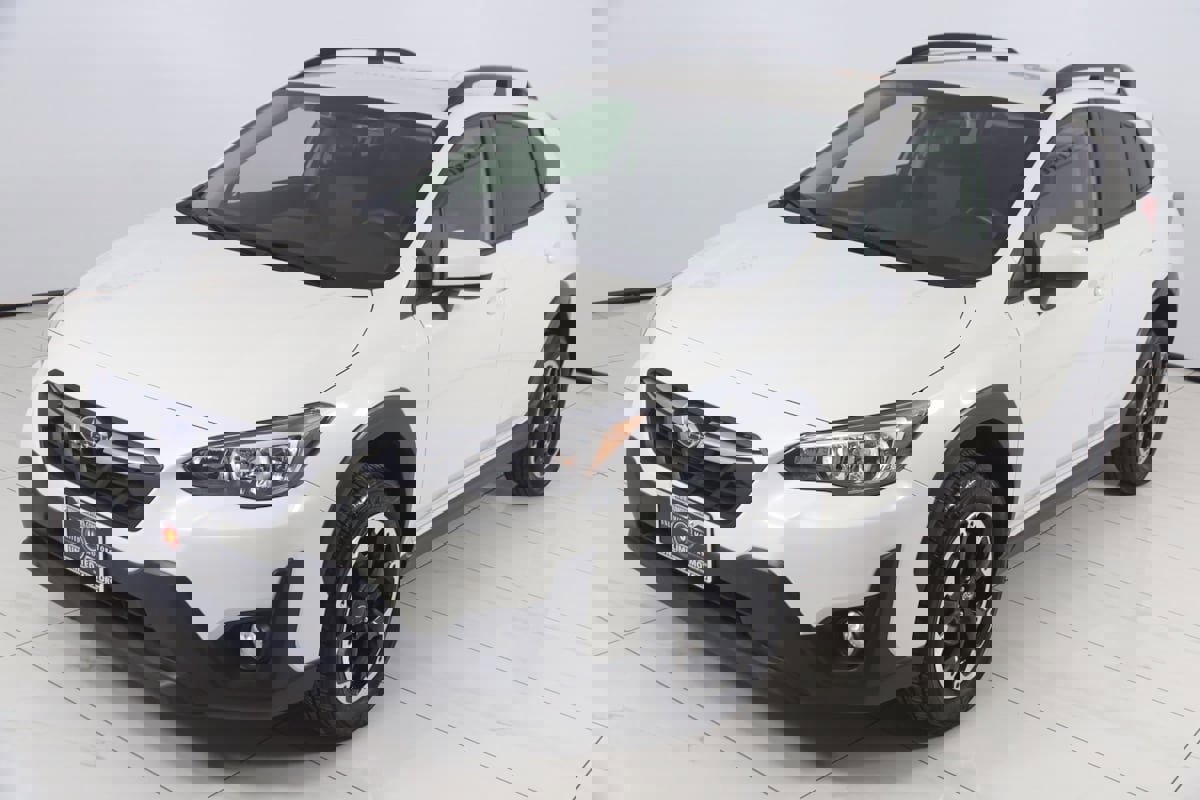 Used 2023 Subaru Crosstrek 2.0i Premium image 18