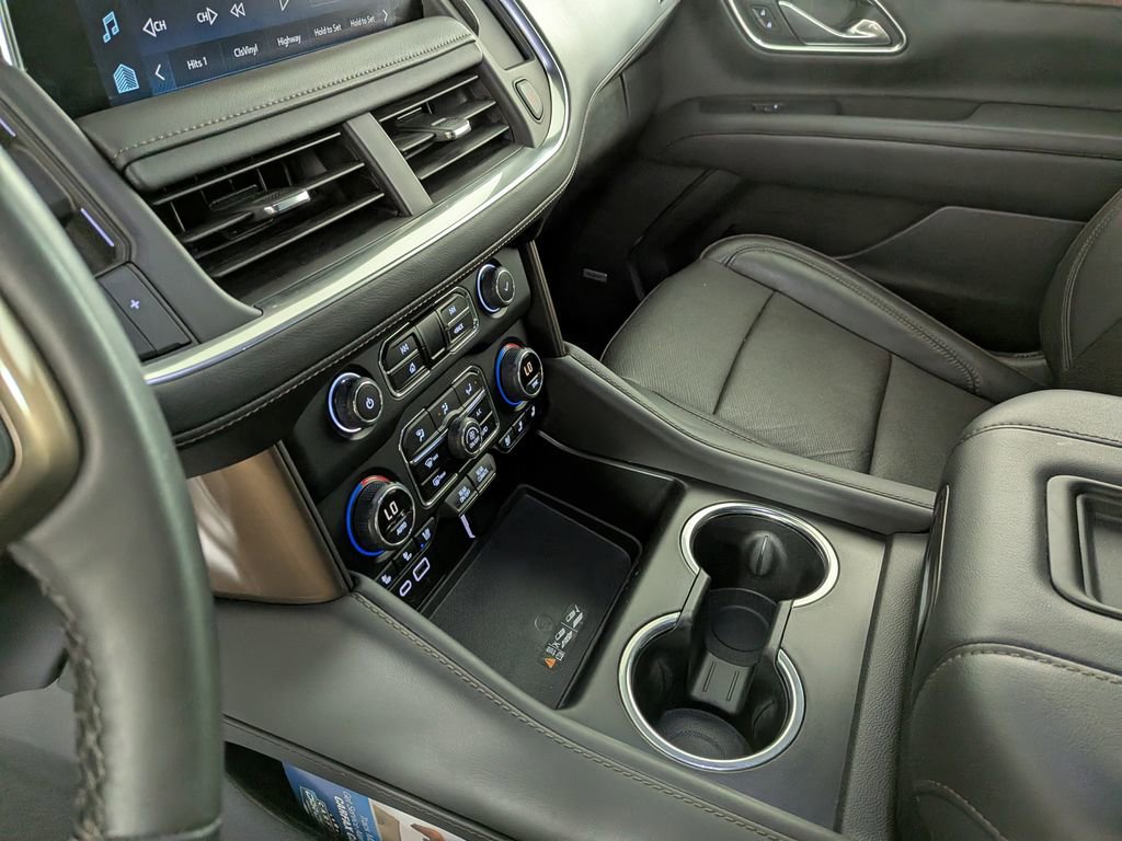 Certified 2024 Chevrolet Tahoe High Country w/ Premium Package image 27