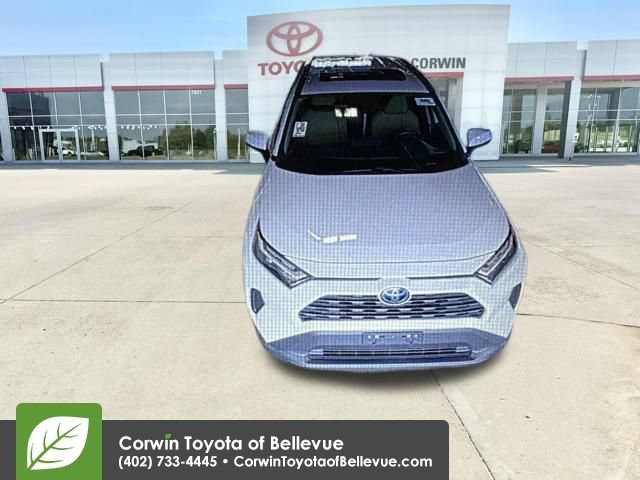 Used 2022 Toyota RAV4 XLE w/ Convenience Package AWD/4WD image 13
