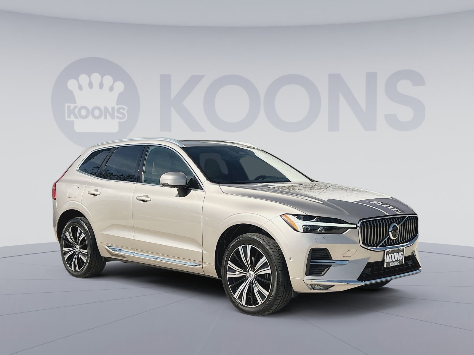 Certified 2023 Volvo XC60 B5 Ultimate w/ Climate Package AWD/4WD image 18