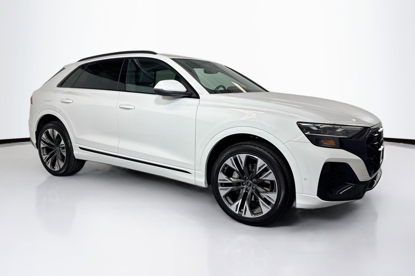 Used 2025 Audi Q8 Premium w/ Black Optic Package image 3