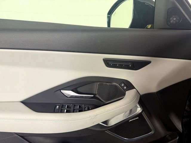Certified 2024 Jaguar E-PACE R-Dynamic SE image 24