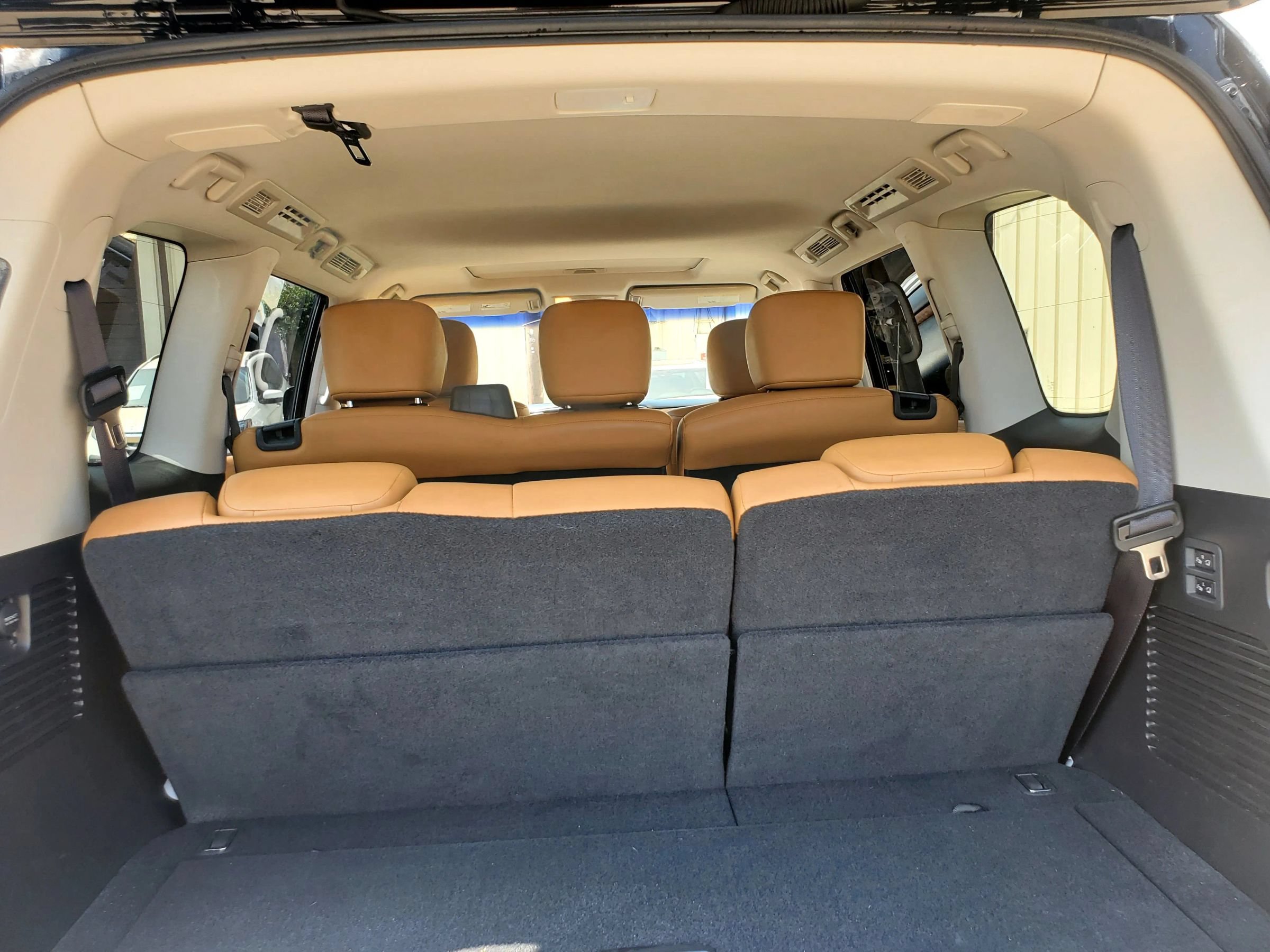 Used 2016 INFINITI QX80 4WD w/ Signature Edition Package image 33
