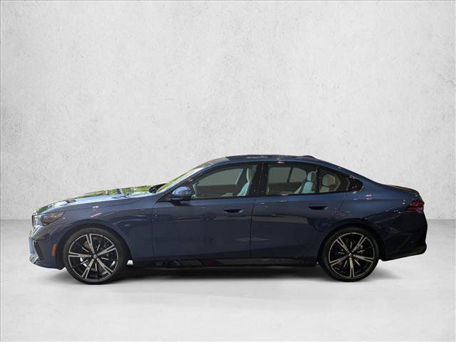 New 2026 BMW 530i xDrive w/ M Sport Package AWD/4WD image 5