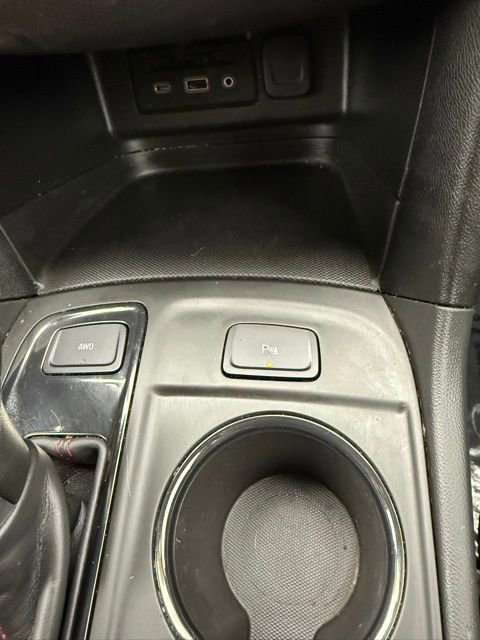 Used 2022 Chevrolet Equinox RS w/ RS Leather Package image 42