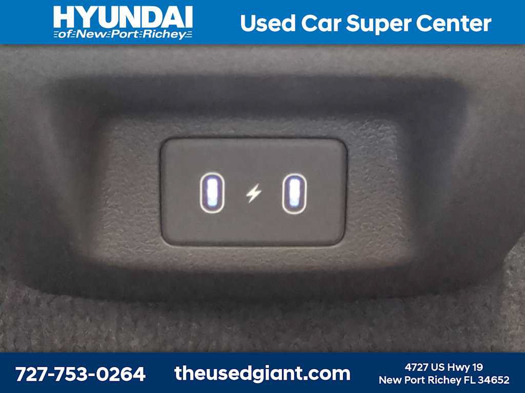 Used 2025 Hyundai Sonata SEL FWD image 14