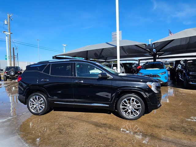 Used 2023 GMC Terrain Denali video 4