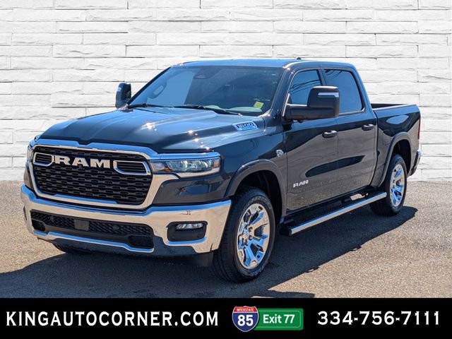 New 2026 RAM 1500 4x4 Crew Cab image 7