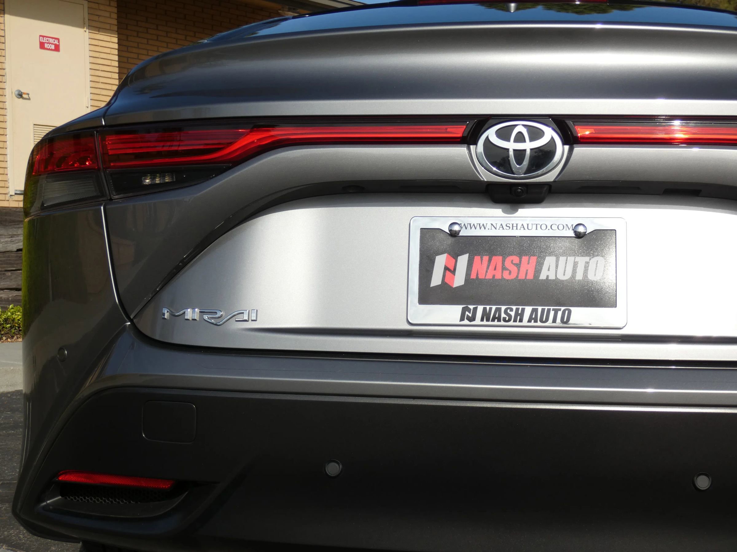 Used 2023 Toyota Mirai image 11