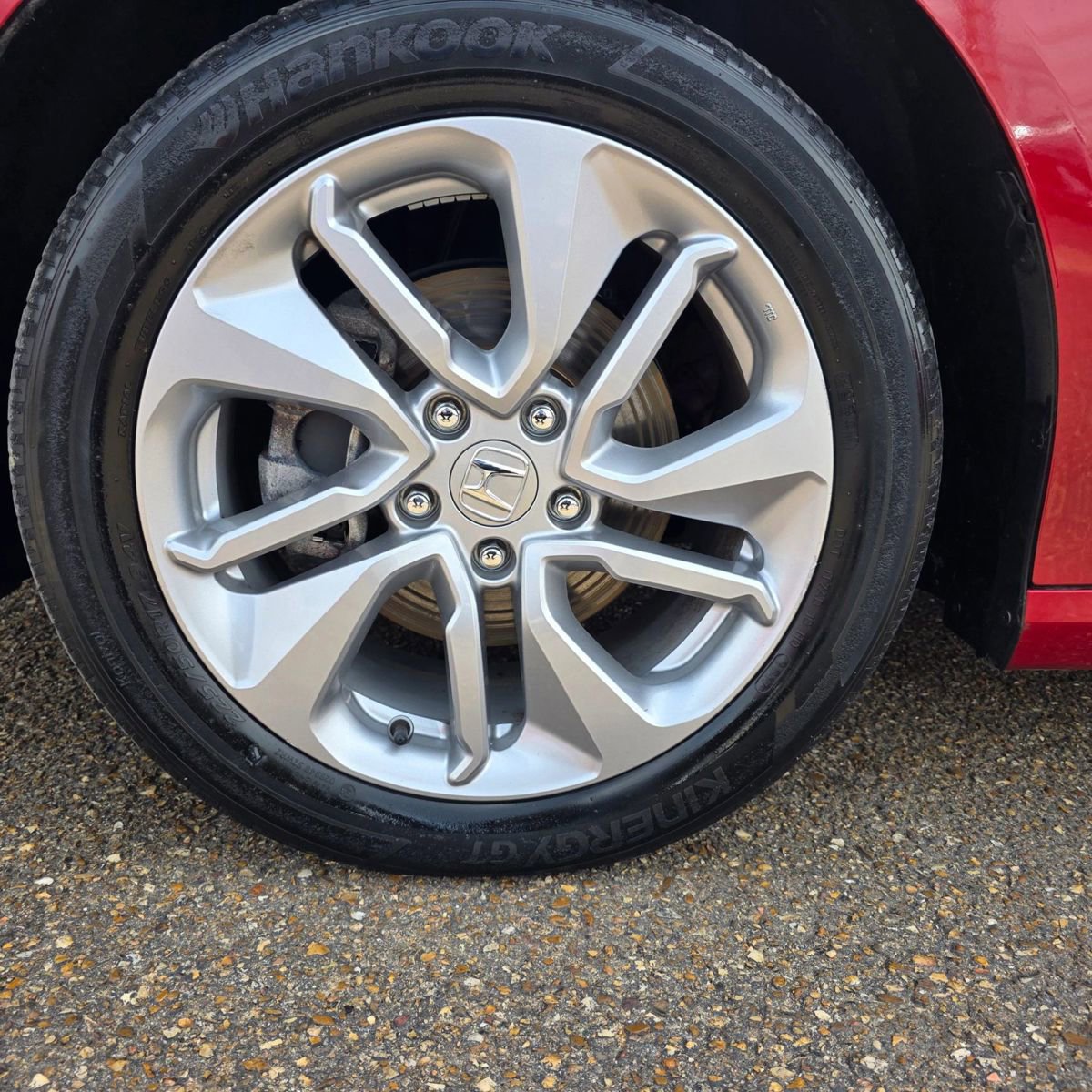 Used 2018 Honda Accord LX image 9
