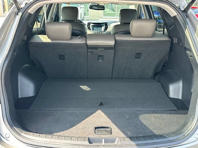 Used 2017 Hyundai Santa Fe Sport FWD image 14