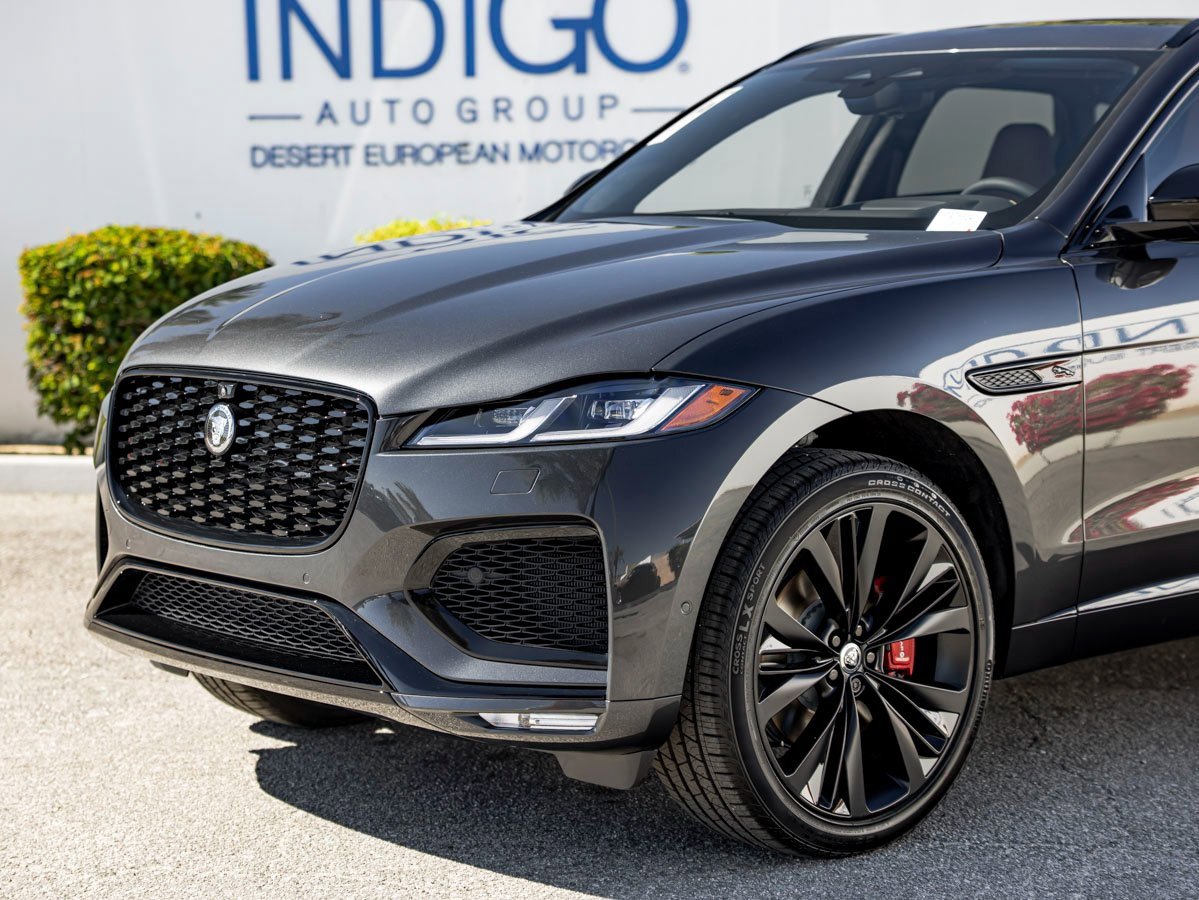 New 2026 Jaguar F-PACE R-Dynamic S image 2