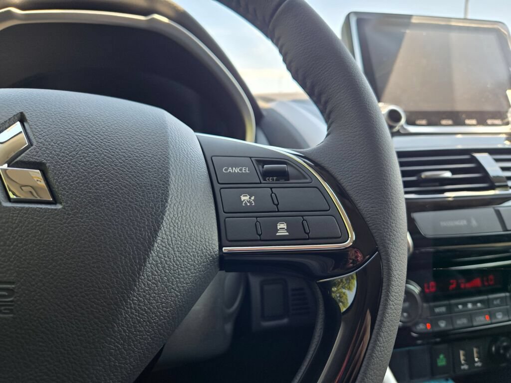New 2026 Mitsubishi Outlander LE AWD/4WD image 26