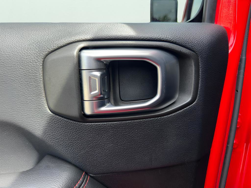 Used 2018 Jeep Wrangler Unlimited Rubicon image 48