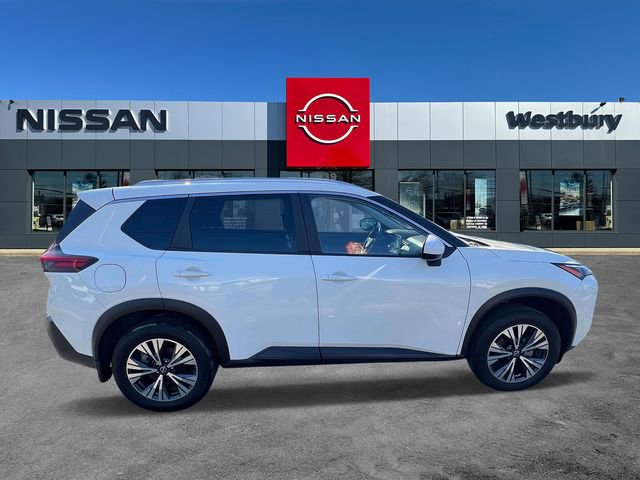 Used 2023 Nissan Rogue SV w/ SV Premium B Package image 5