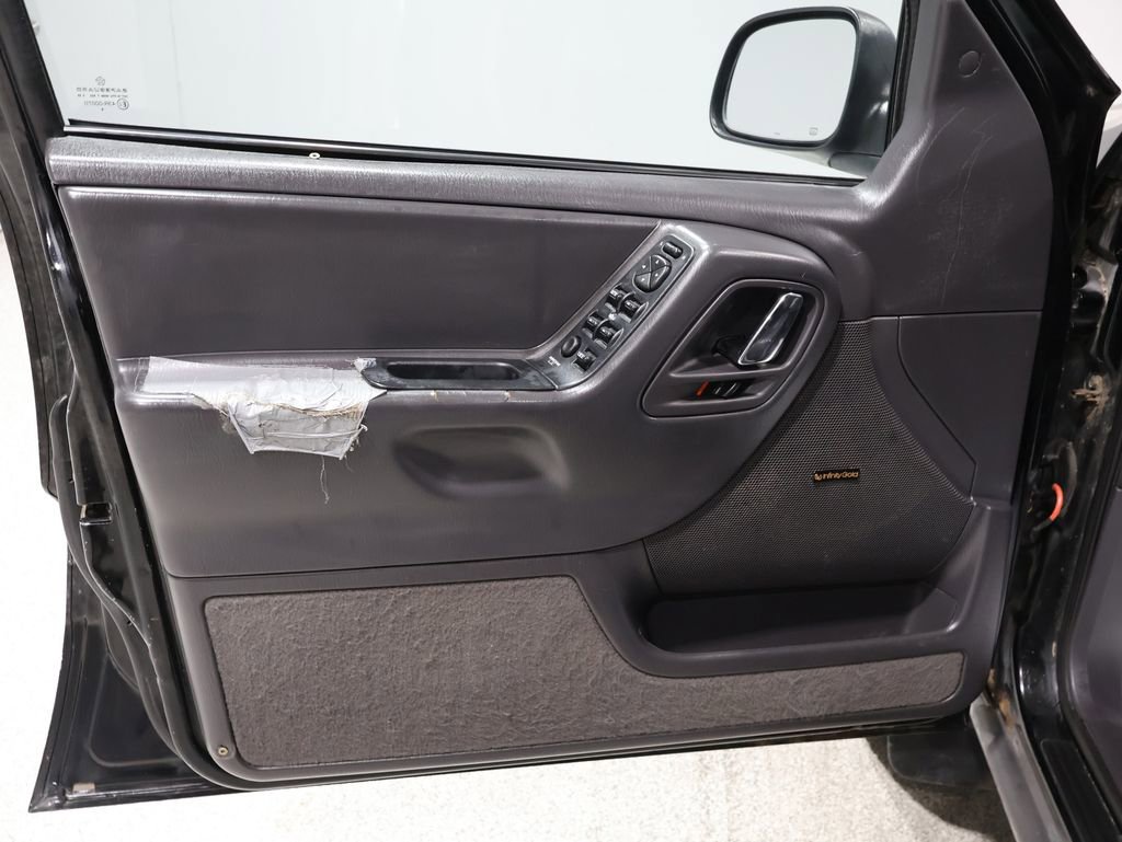 Used 2000 Jeep Grand Cherokee Laredo image 12