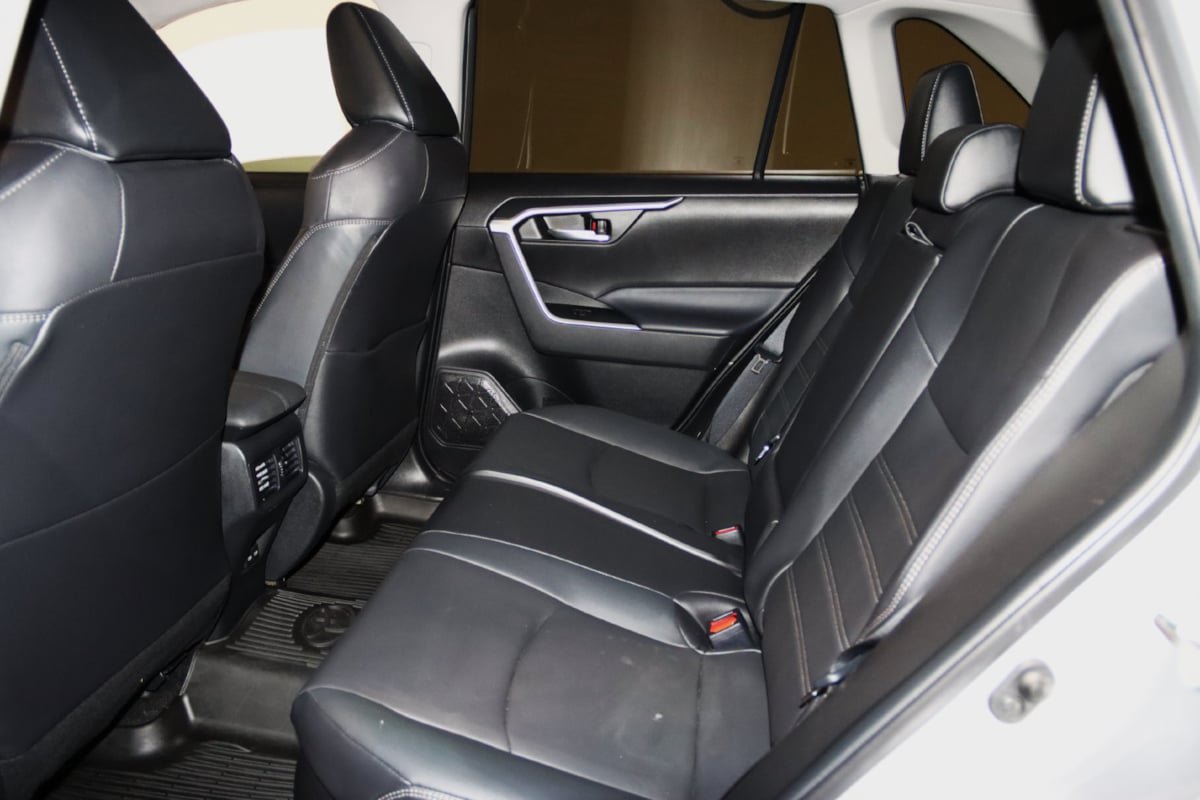 Used 2022 Toyota RAV4 XLE Premium AWD/4WD image 49