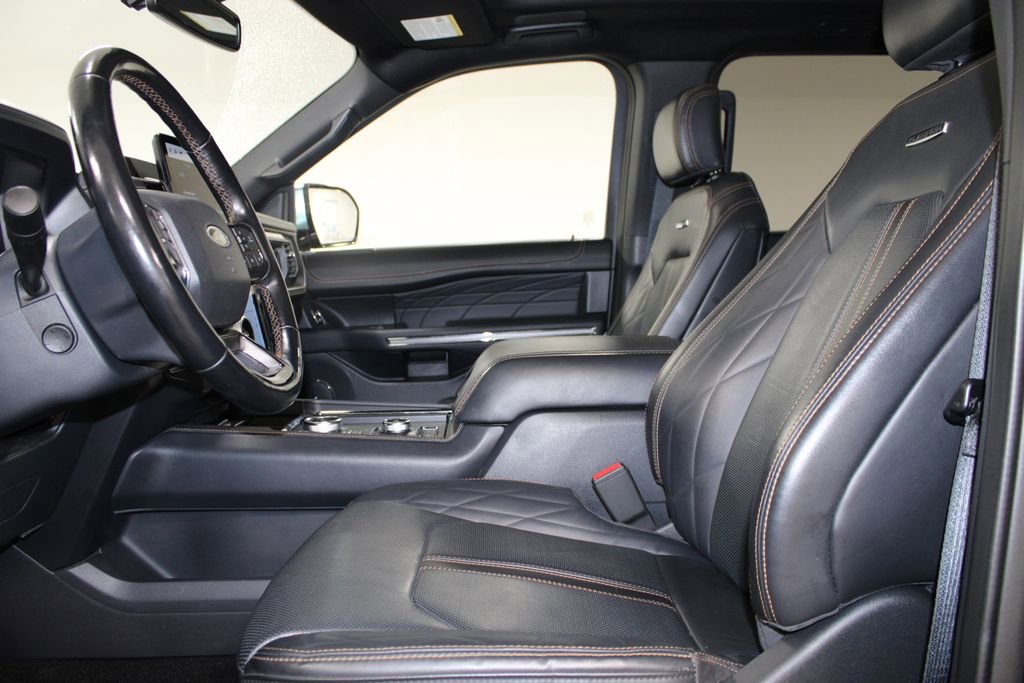 Used 2022 Ford Expedition Max Platinum AWD/4WD image 25