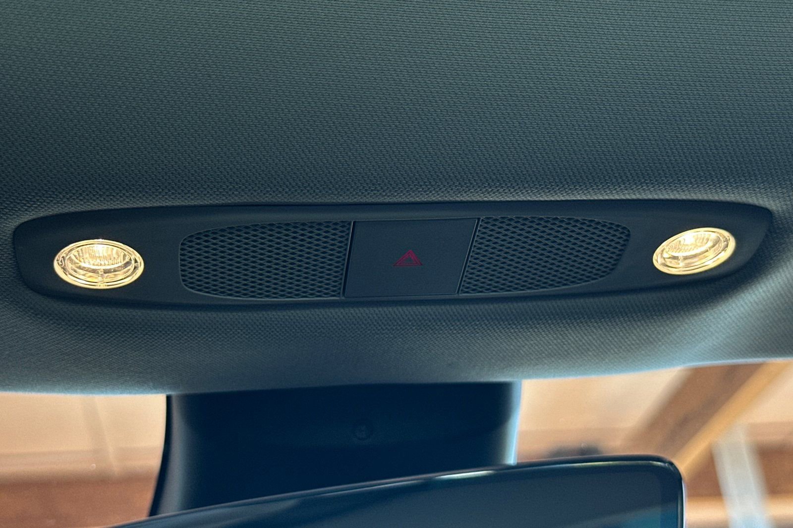 Used 2018 Tesla Model 3 Long Range image 22