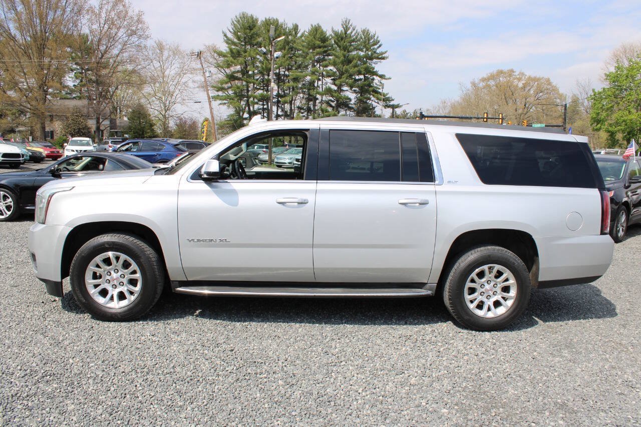 Used 2015 GMC Yukon XL SLT w/ Open Road Package AWD/4WD image 10