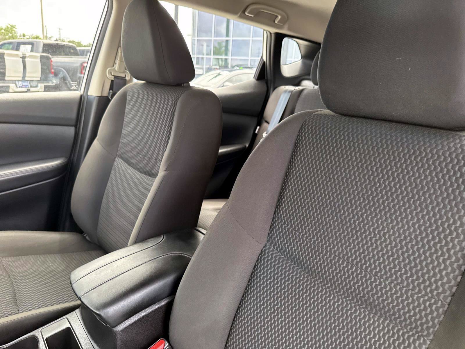 Used 2022 Nissan Rogue Sport S FWD image 20