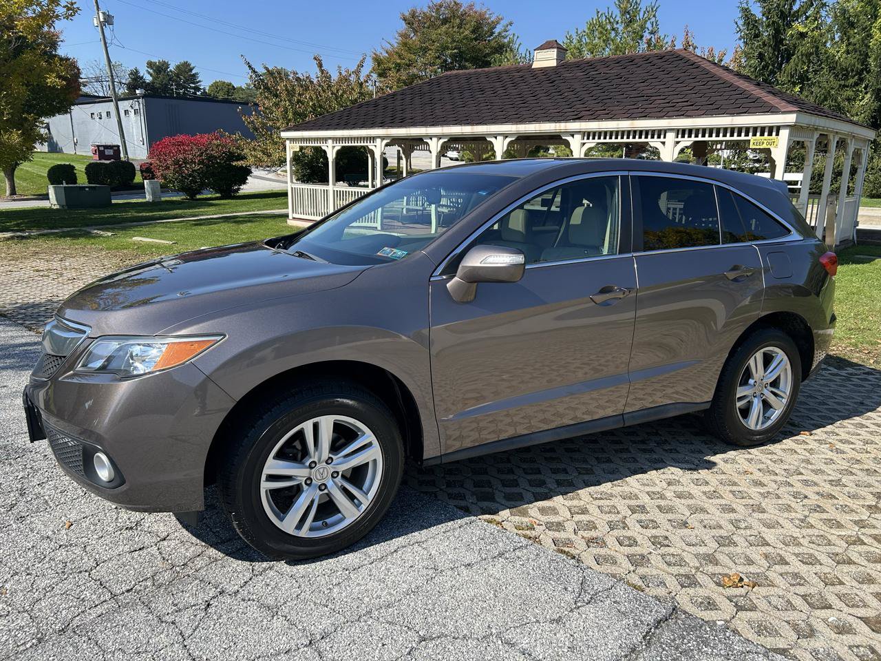 Used 2013 Acura RDX w/ Technology Package AWD/4WD image 9