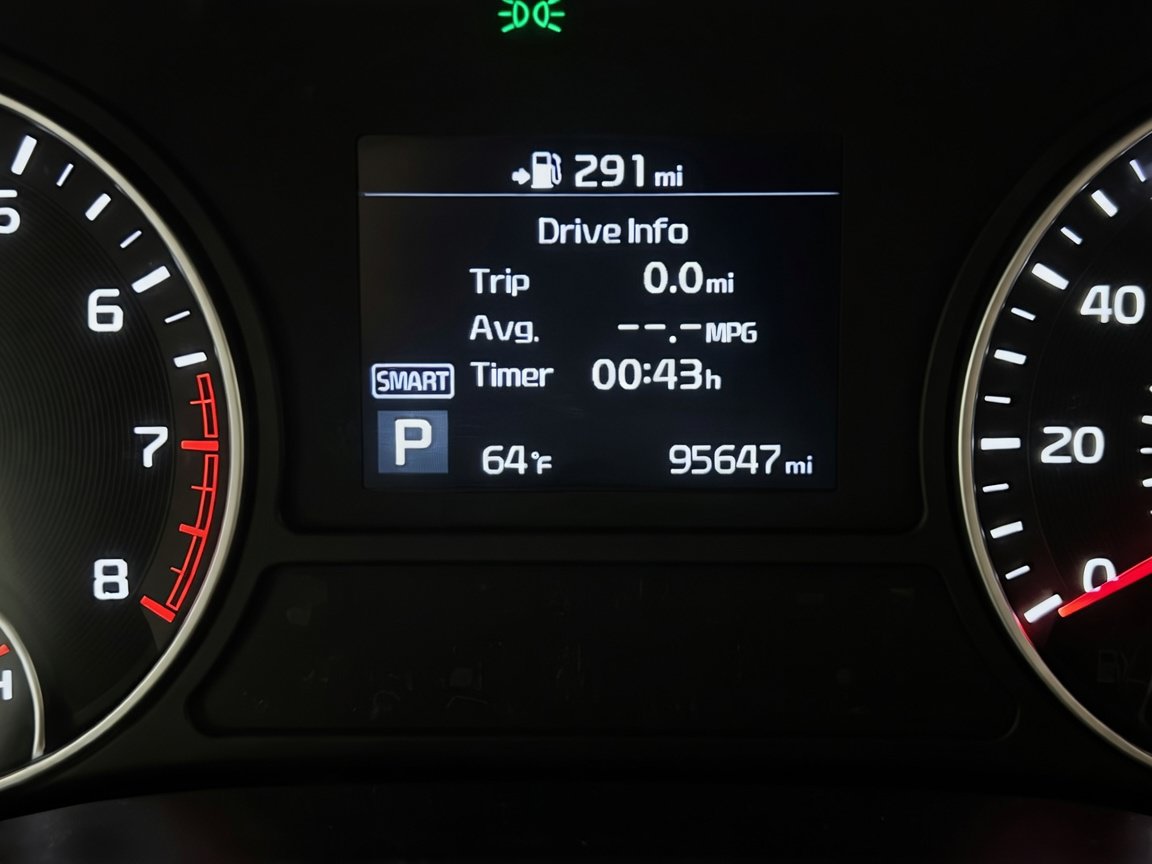 Used 2019 Kia Optima EX w/ EX Premium Package FWD image 8