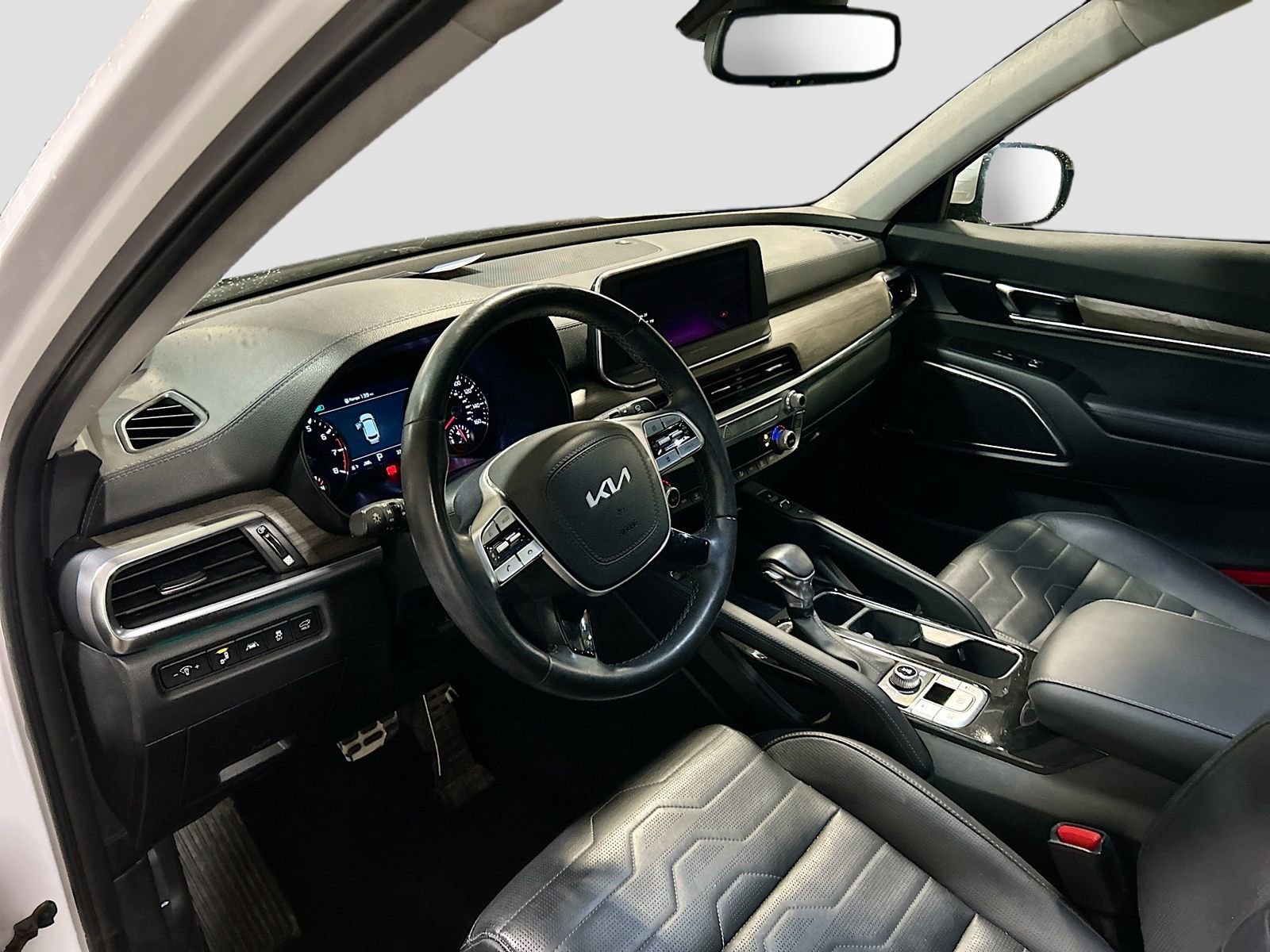 Used 2022 Kia Telluride SX w/ SX Prestige Package AWD/4WD image 9