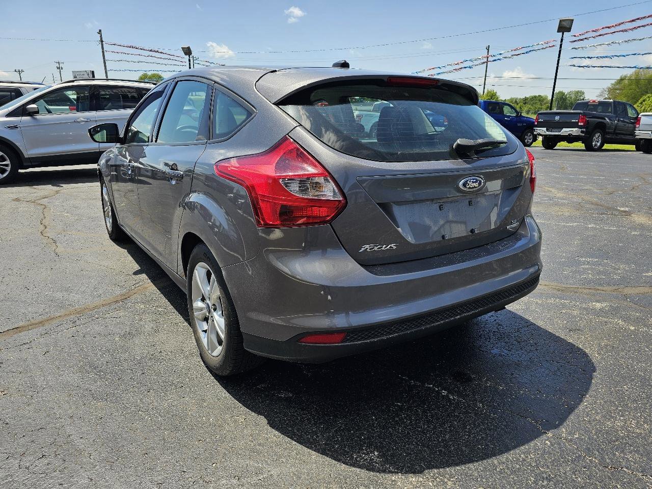 Used 2014 Ford Focus SE FWD image 25