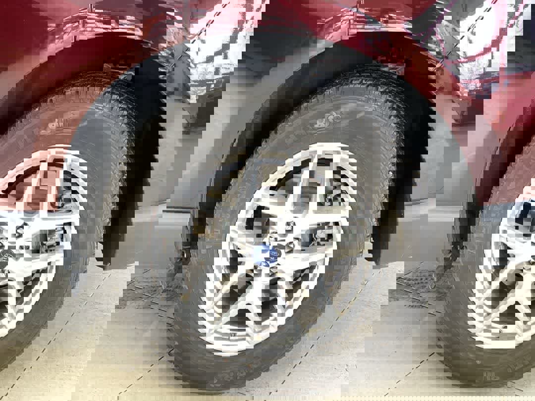 Used 2022 Ford Edge SEL w/ Convenience Package image 13