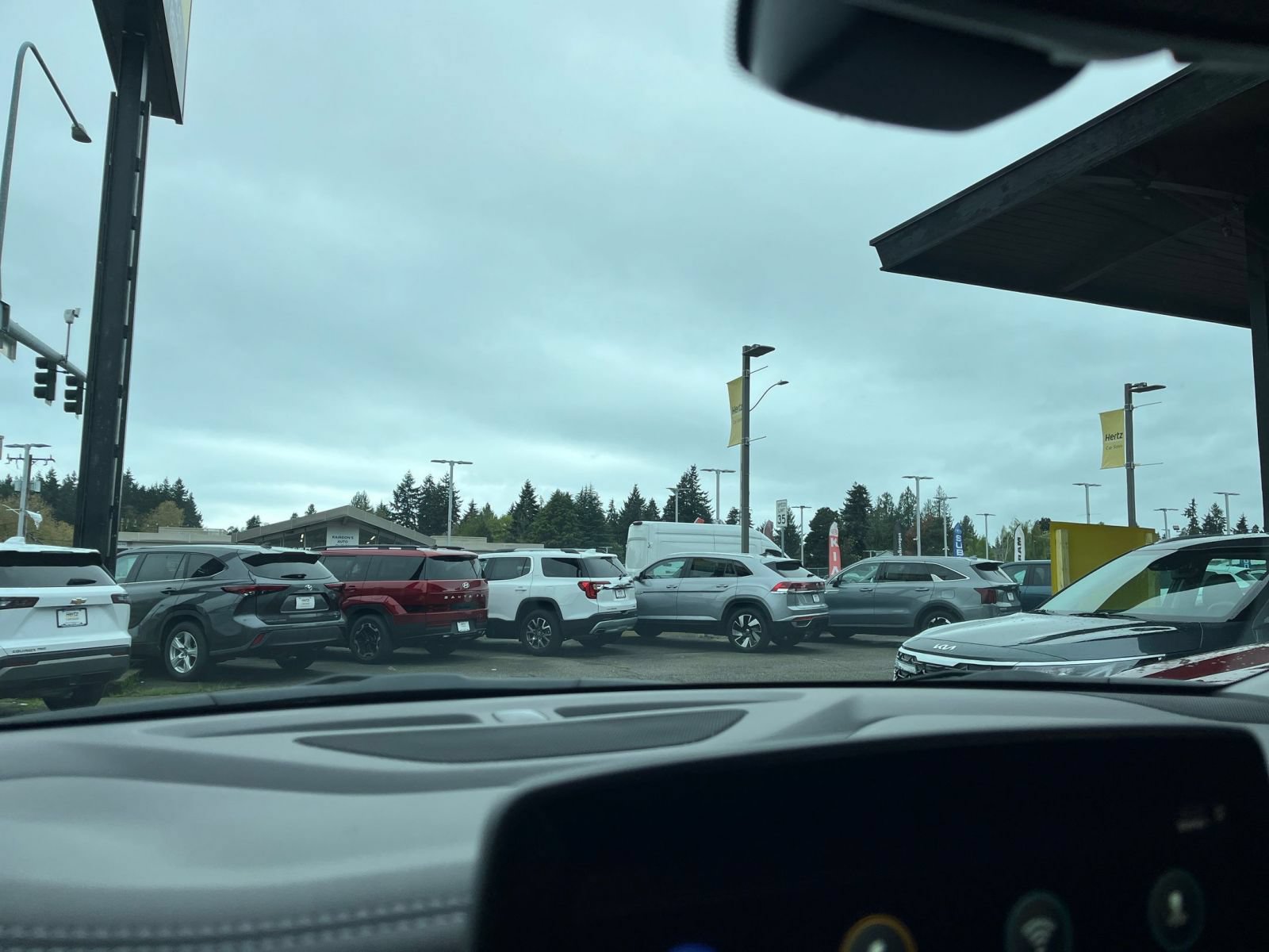 Used 2025 Chevrolet Blazer LT FWD image 16