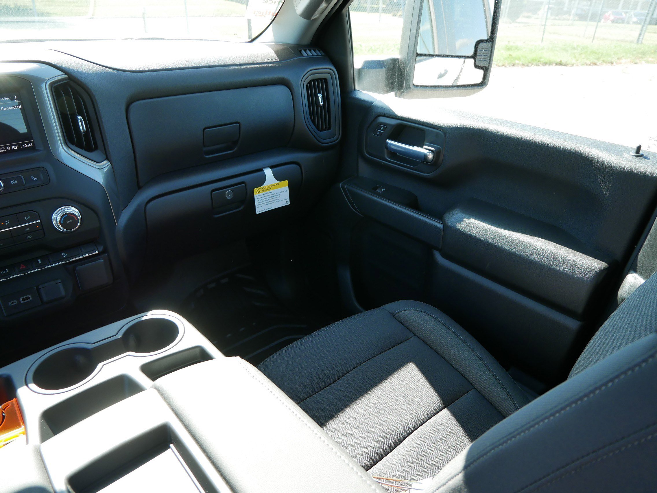 New 2026 GMC Sierra 2500 Pro w/ Convenience Package image 15