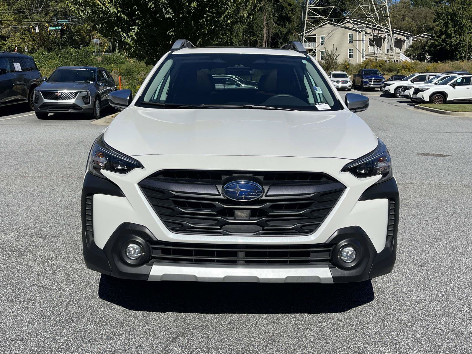 Used 2025 Subaru Outback Touring XT w/ Tech Package 3 AWD/4WD image 8