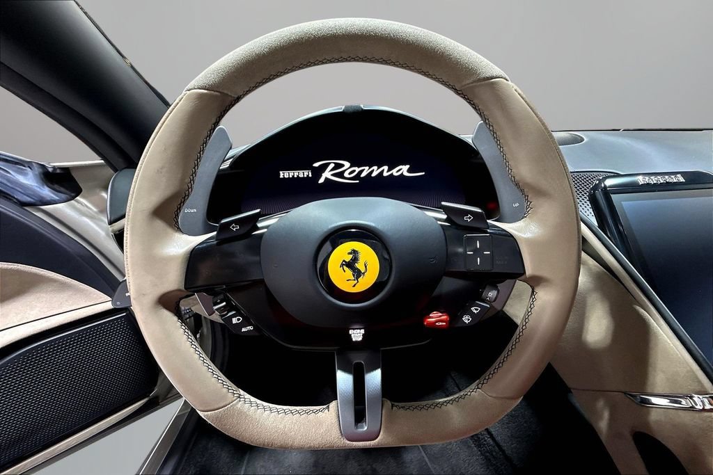 Used 2021 Ferrari Roma RWD image 9