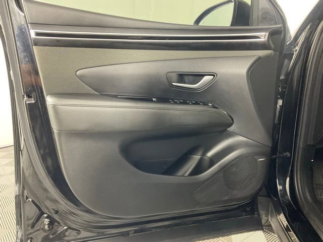 Used 2022 Hyundai Santa Cruz Limited image 12