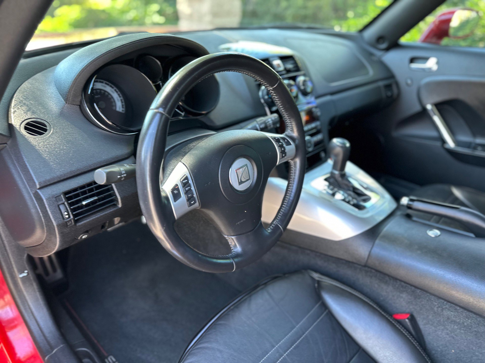 Used 2008 Saturn Sky Red Line RWD image 37