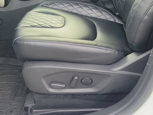 Used 2023 Ford Edge Titanium AWD/4WD image 21
