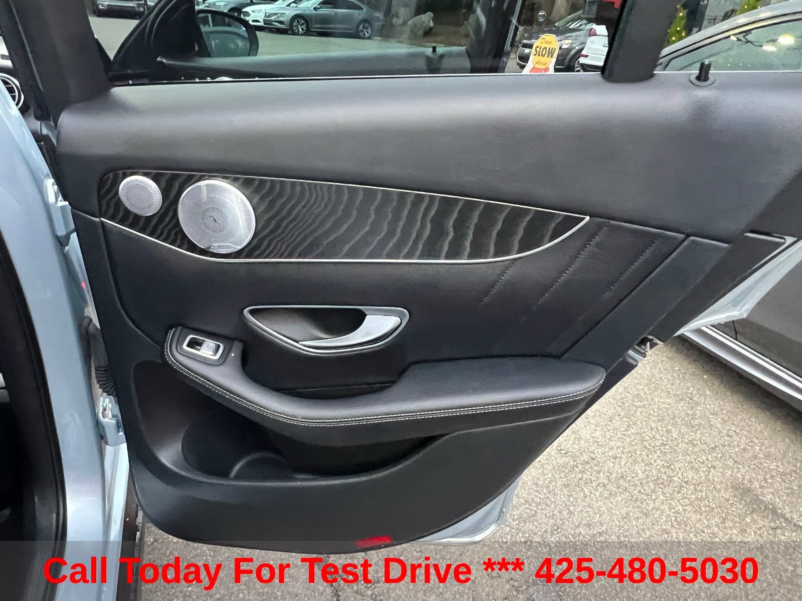 Used 2018 Mercedes-Benz GLC 300 4MATIC image 29