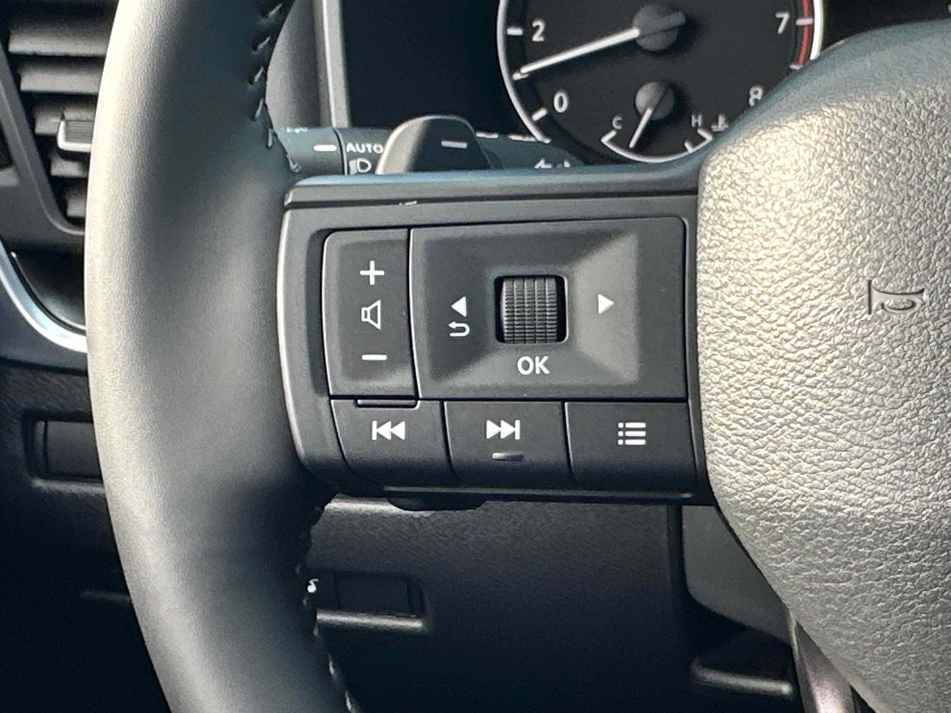 New 2026 Nissan Rogue SV w/ Cold Weather Package AWD/4WD image 37