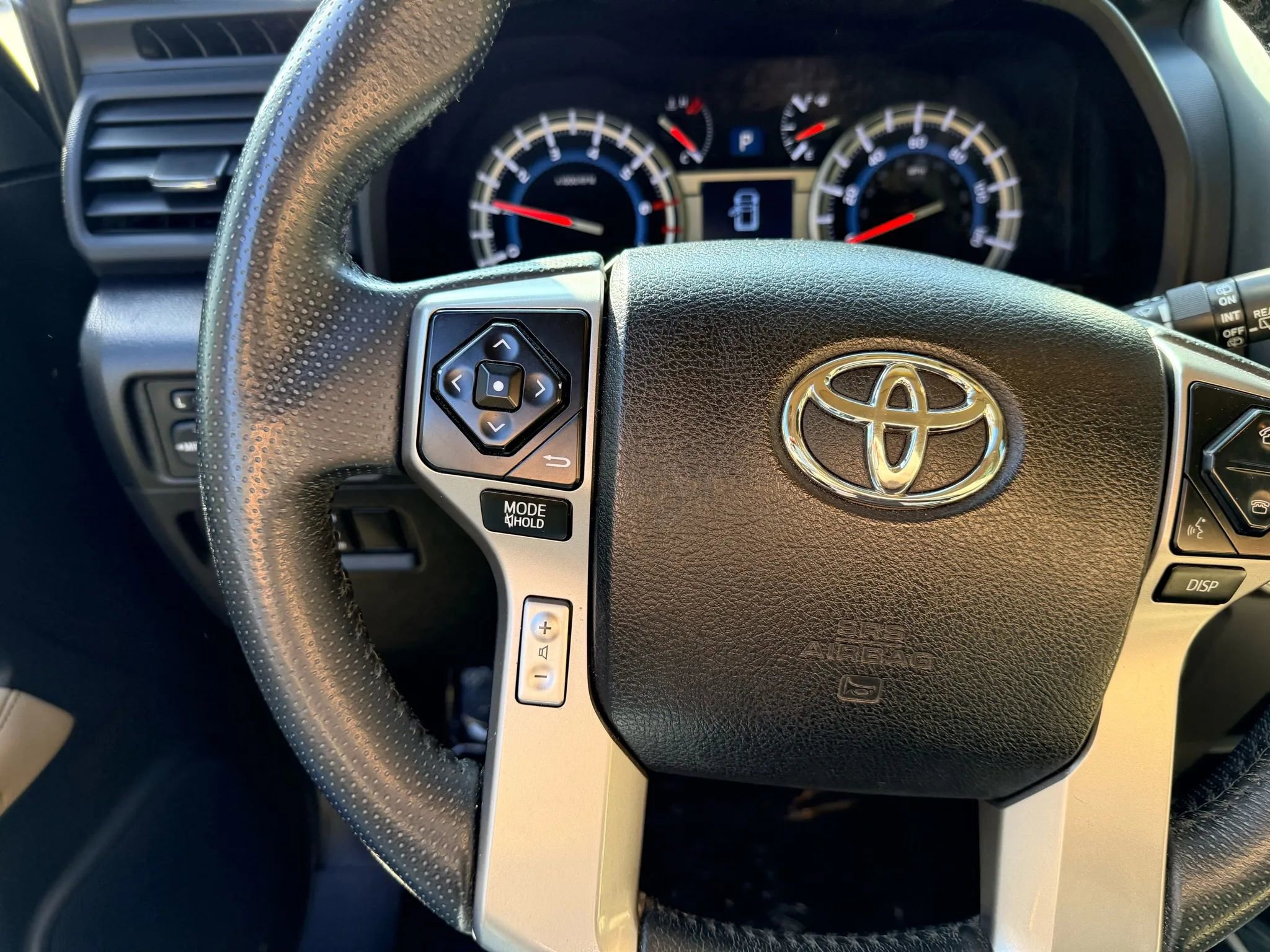 Used 2017 Toyota 4Runner Limited image 23