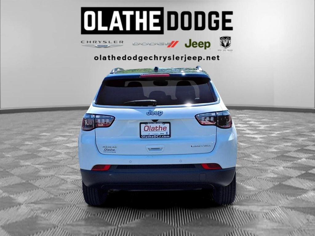 Used 2025 Jeep Compass Limited AWD/4WD image 27