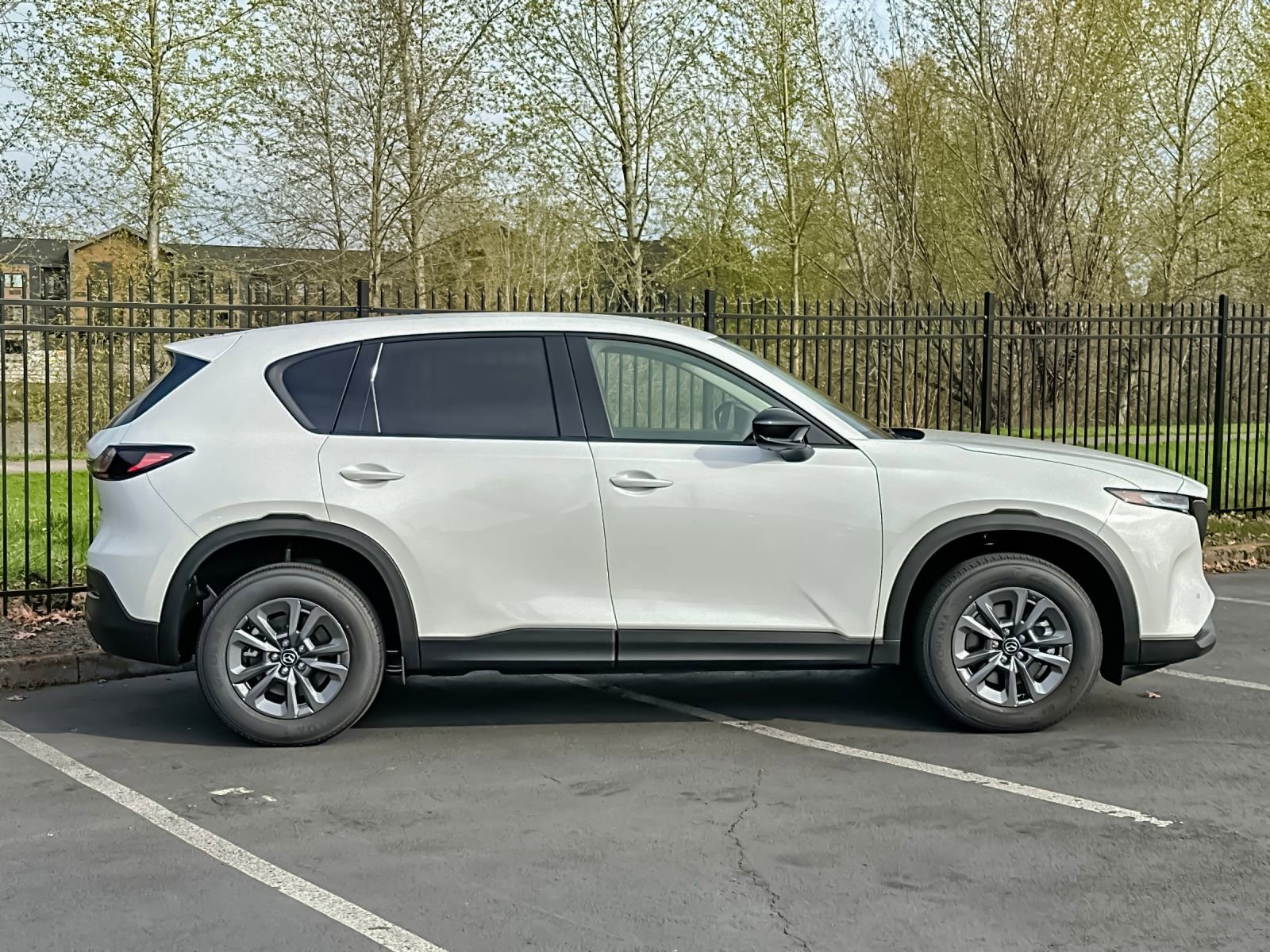 New 2026 MAZDA CX-5 Select AWD/4WD image 2