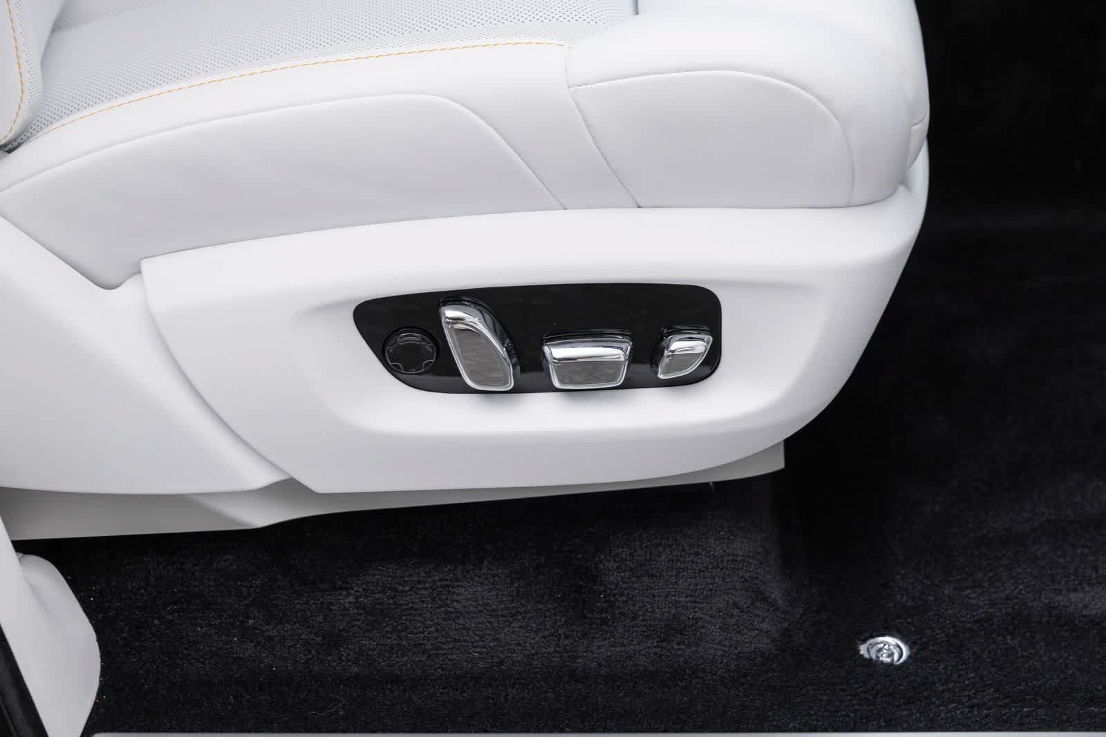 New 2027 Rolls-Royce Phantom Sedan RWD image 56