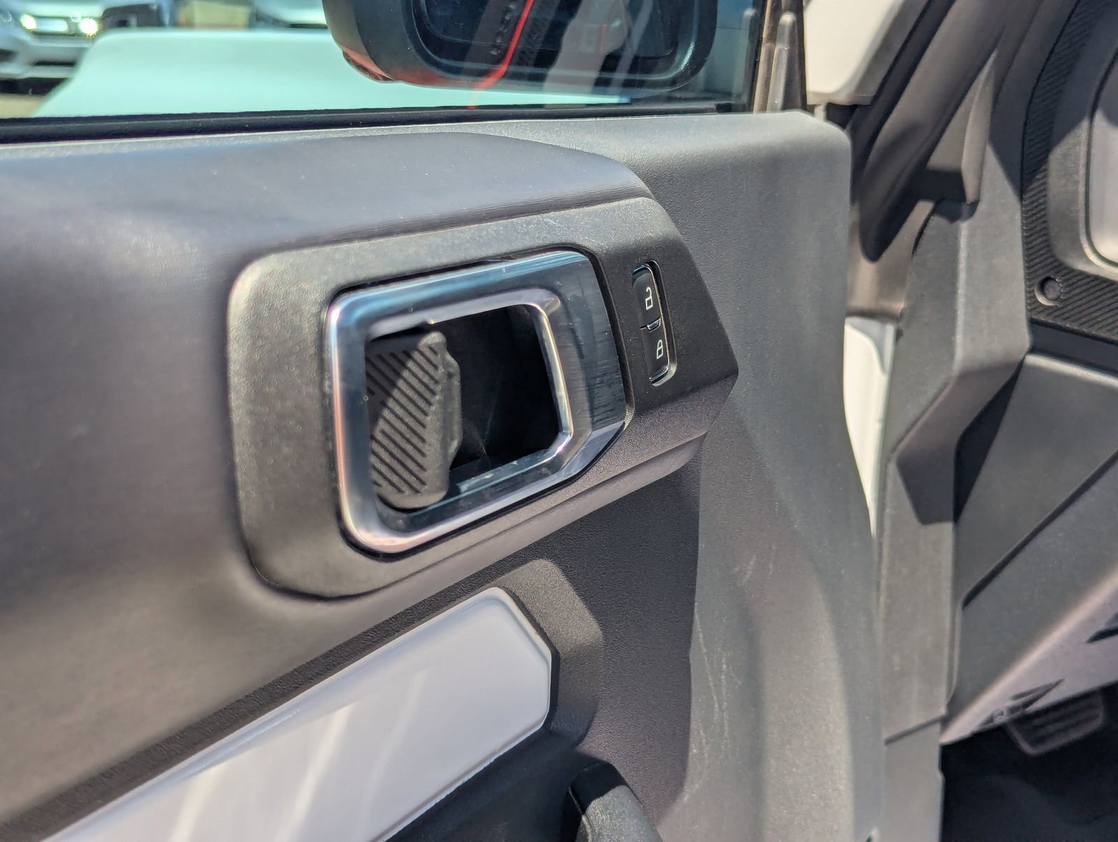 Certified 2025 Ford Bronco Stroppe Edition AWD/4WD image 14
