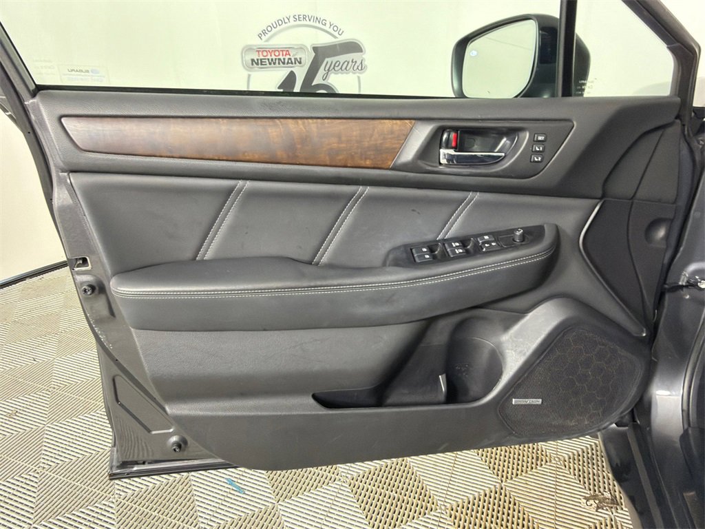 Used 2019 Subaru Outback 2.5i Limited w/ Popular Package #2 image 12