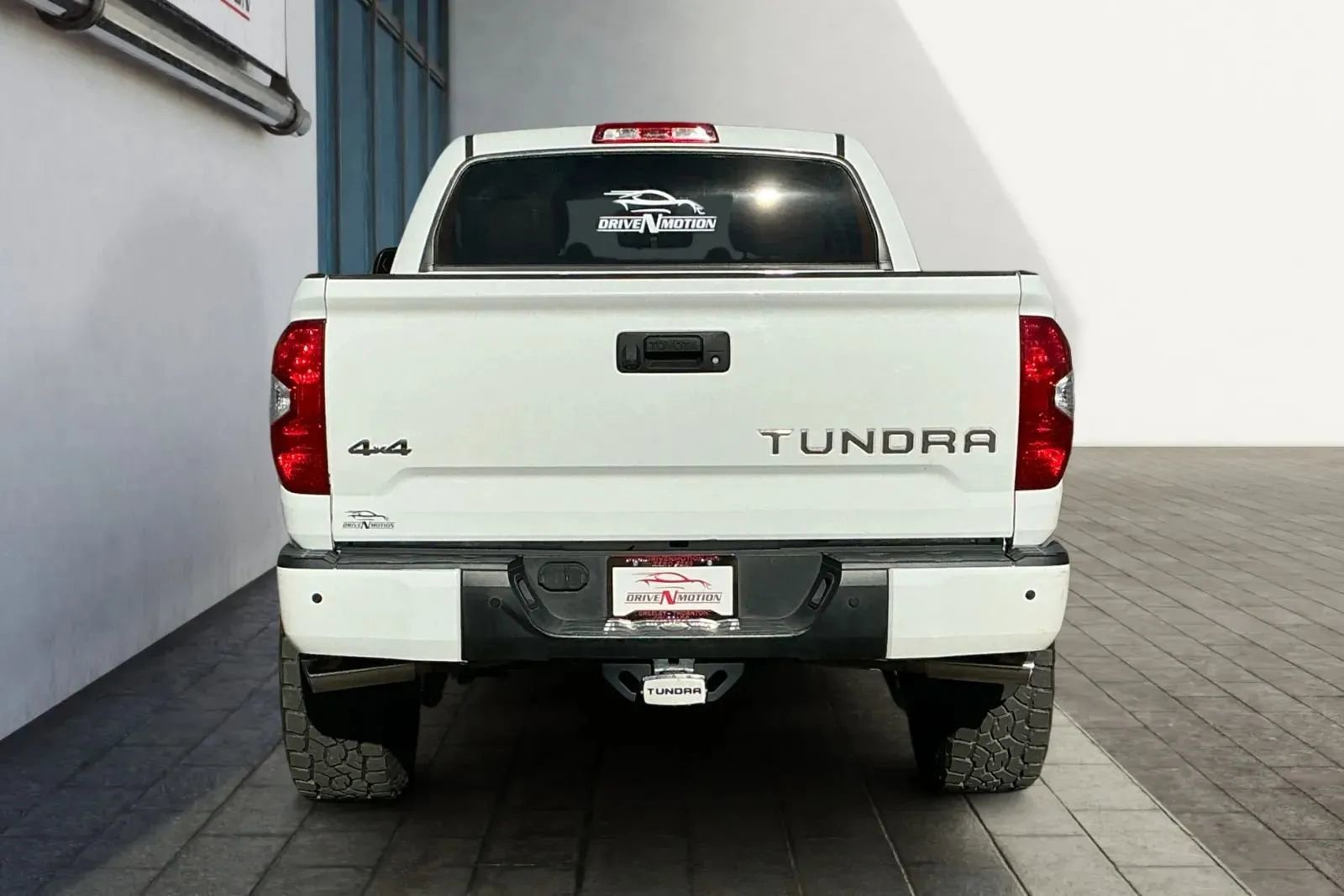 Used 2018 Toyota Tundra 1794 Edition image 5