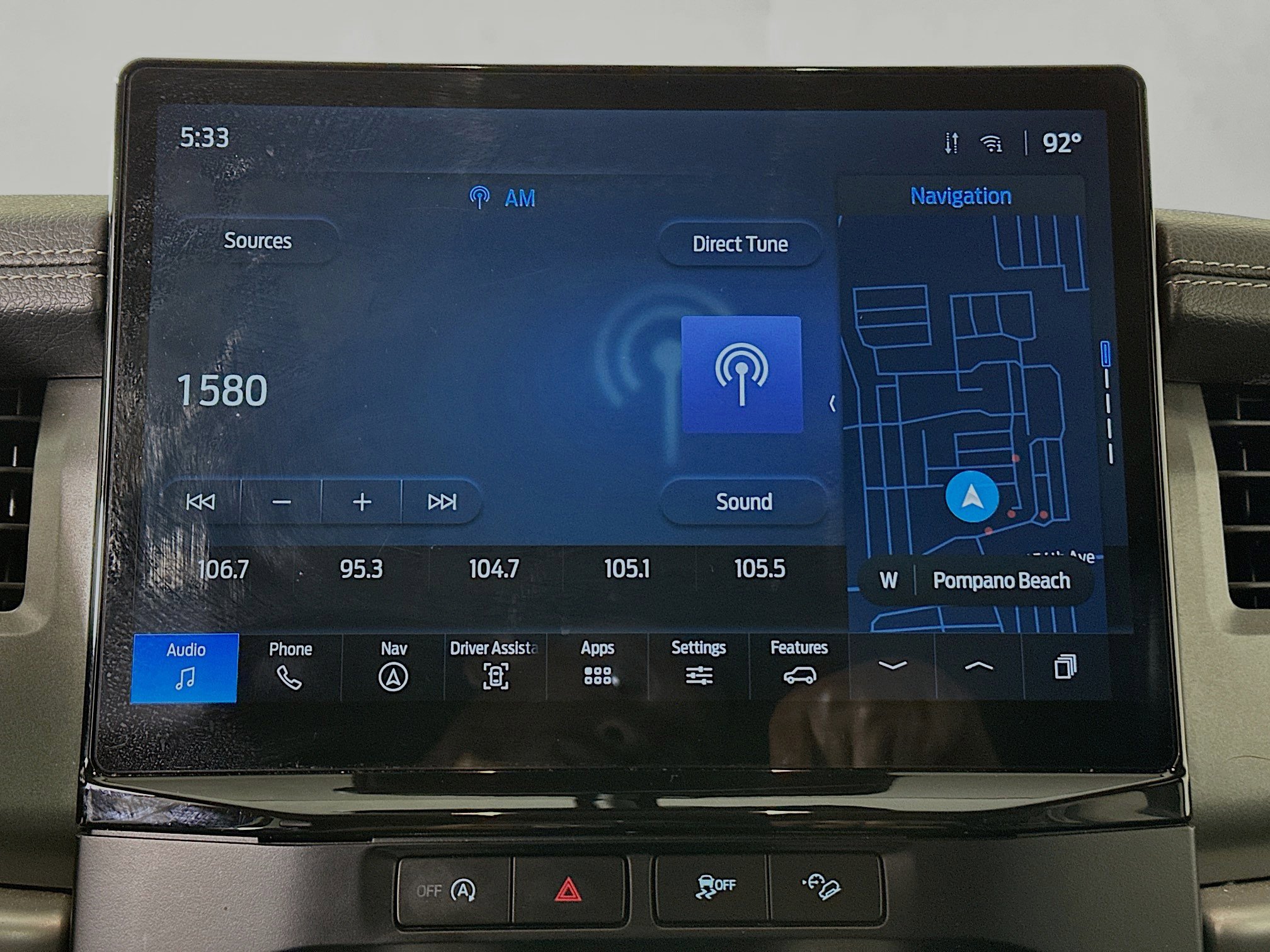 Used 2024 Ford Expedition XLT image 24