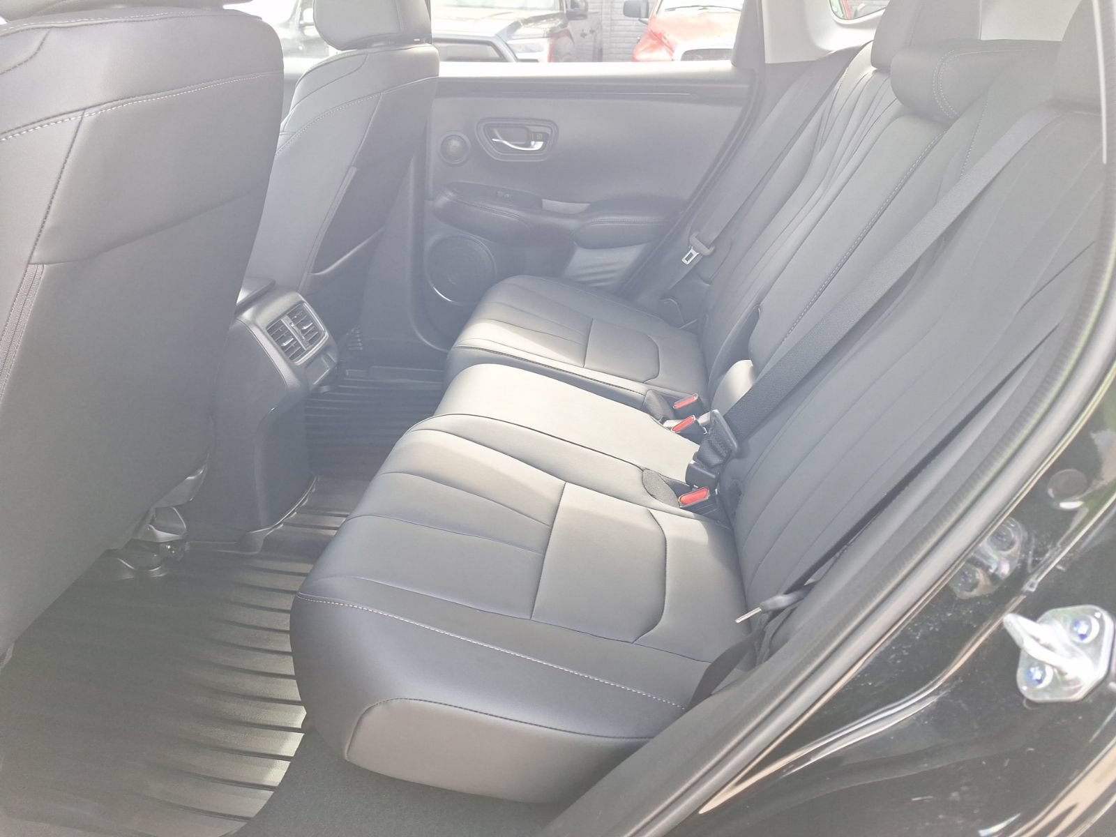 Used 2025 Acura ADX FWD image 29